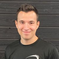 Trainer Chase Chavez